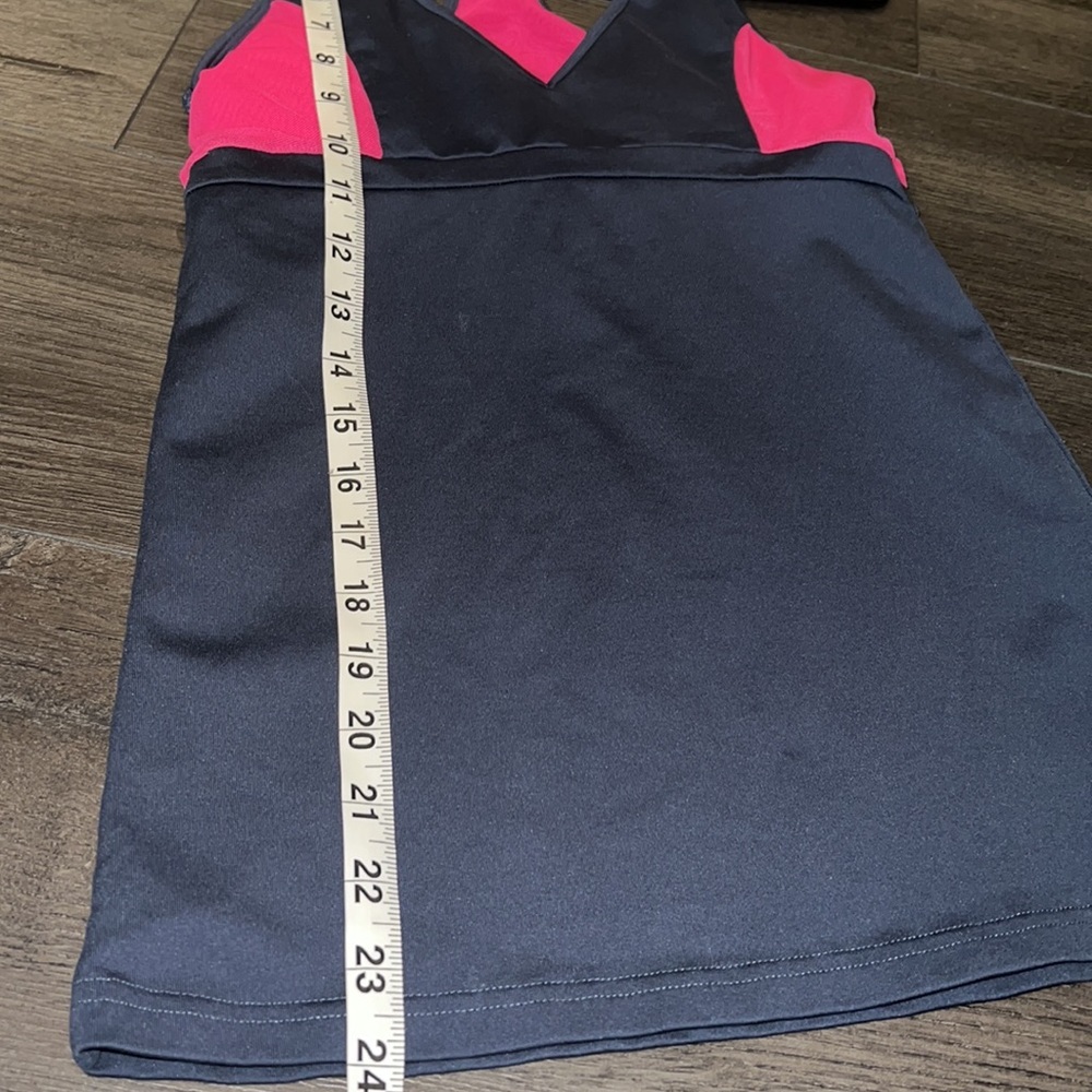 Aerie American Eagle Racerback Vneck Tank w/Mesh Size Medium Grey/Bright Pink - Picture 7 of 10